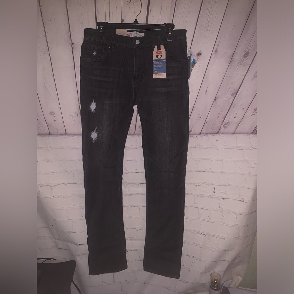 Men black distressed 501 skinny Levi jeans size 20